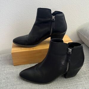 Frye Ankle Boots Womens Size 9 Black Leather Booties